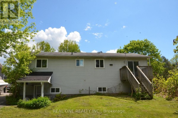 216 Foster Drive, Barrie, ON, photo 2