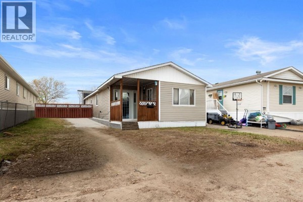 216 Grenfell Crescent, Fort Mcmurray, AB, photo 2