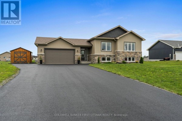 216 Owen Lucas Street, Mcnab/braeside, ON K7S3G8 Photo 3