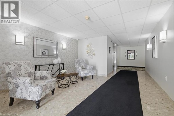 216 Plains Road W Unit# E305, Burlington, ON, photo 3