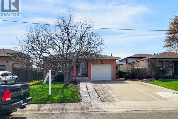 216 Ravenbury Drive Unit# Unit 2, Hamilton