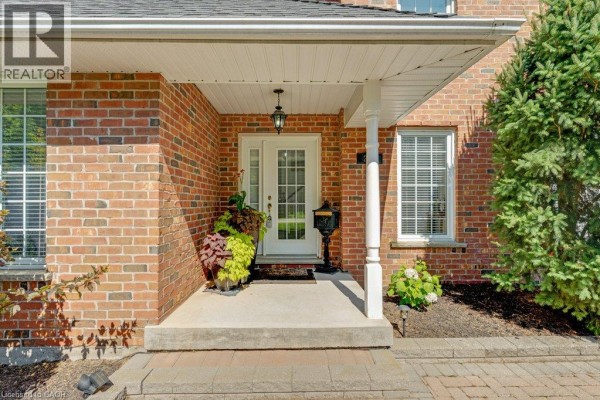 Sunroom - 216 Red Maple Court, North Dumfries, ON N1R5S6 Photo 4