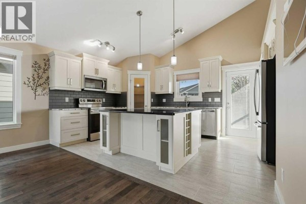 Kitchen - 216 Sixmile Common S, Lethbridge, AB T1K7C6 Photo 5