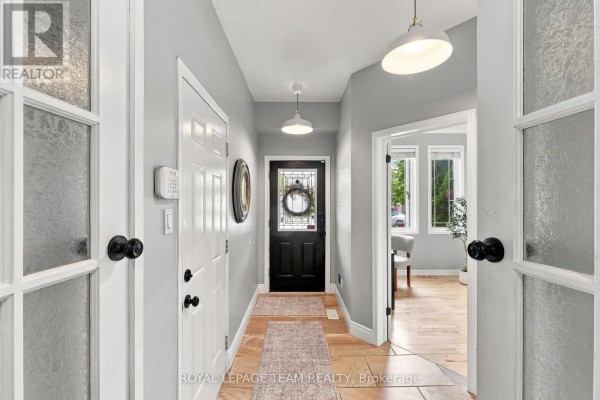 Bathroom - 216 Sorento Street, Ottawa, ON K2J0B5 Photo 3