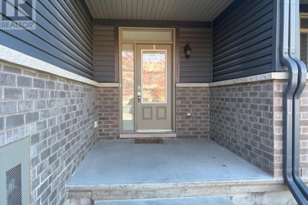 216 Tim Sheehan Place, Ottawa, ON K2V0N1 Photo 3