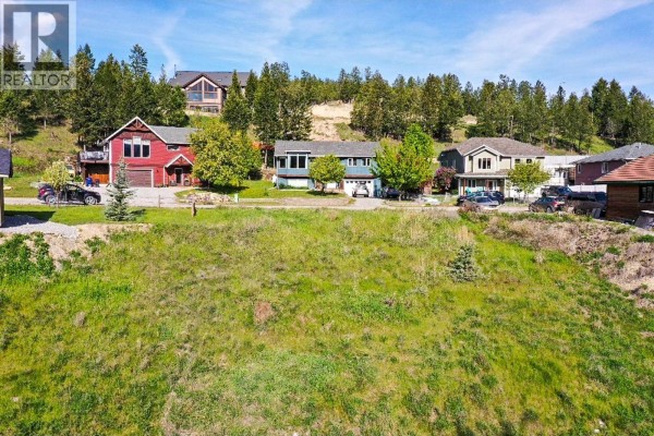 2161 Pinetree Place, Invermere, BC, photo 2