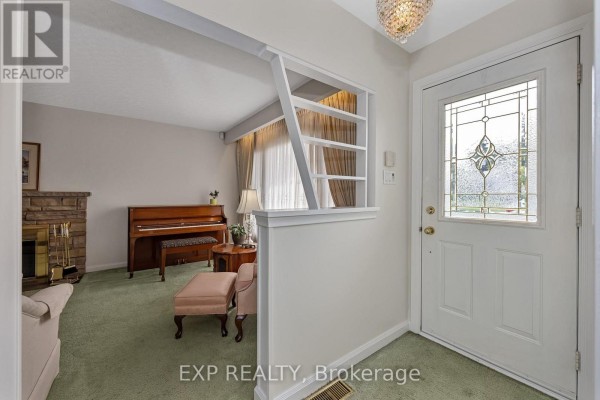 Other - 2161 Valley Drive, Ottawa, ON K1G2P6 Photo 4