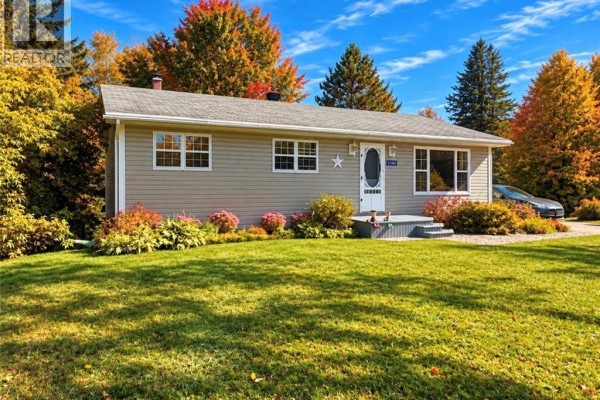 2166 Carron, Bathurst, NB, photo 2