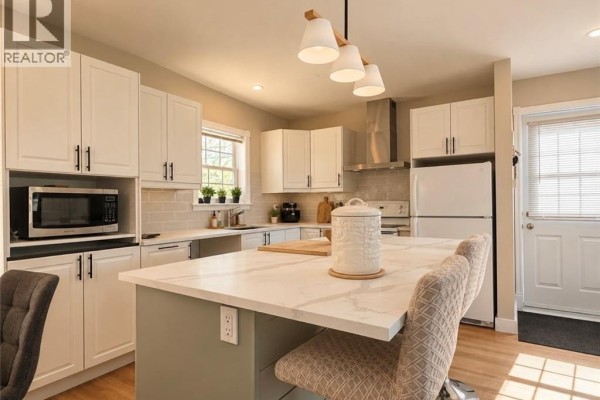 2166 Carron, Bathurst, NB, photo 3