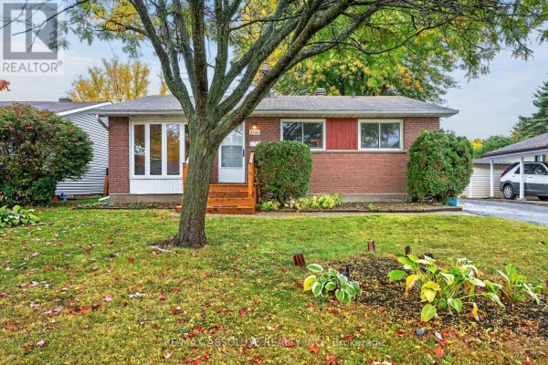 2166 Monson Crescent, Ottawa