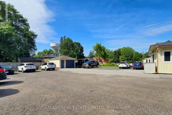 2169 King Road, King, ON L7B1A6 Photo 4