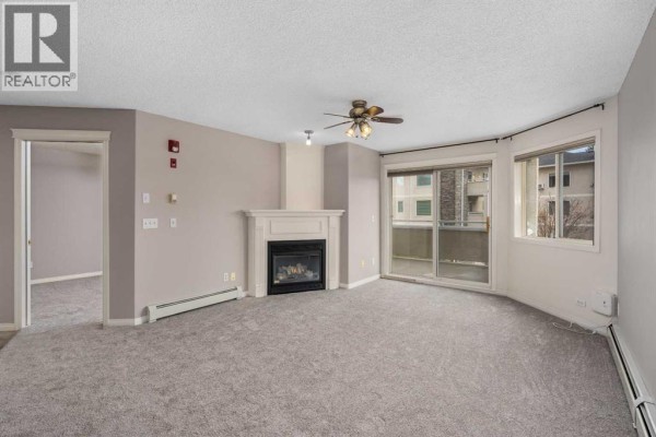 Bedroom - 217, 26 Country Hills View Nw, Calgary, AB T3K5G2 Photo 5