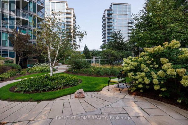 Den - 217 - 2119 Lake Shore Boulevard W, Toronto, ON M8V4E8 Photo 5