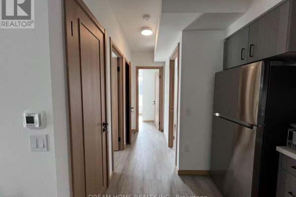 Primary Bedroom - 217 - 3421 Sheppard Avenue E, Toronto, ON M1T0C2 Photo 4