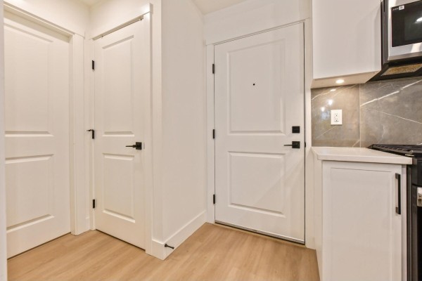 217 3438 146a Street, Surrey, BC V4P0J1 Photo 5