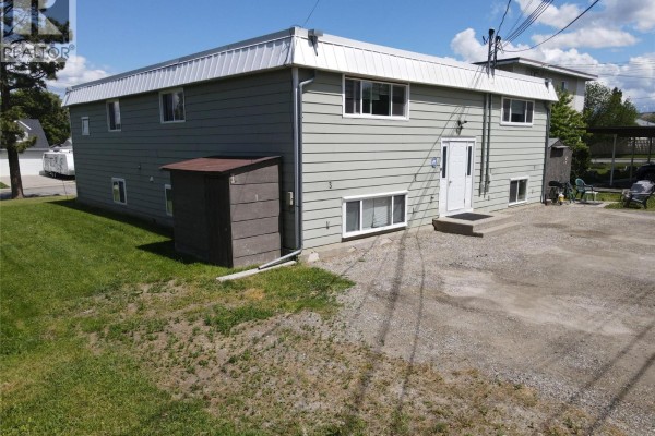Primary Bedroom - 217 8th Street S, Cranbrook, BC V1C1N9 Photo 4
