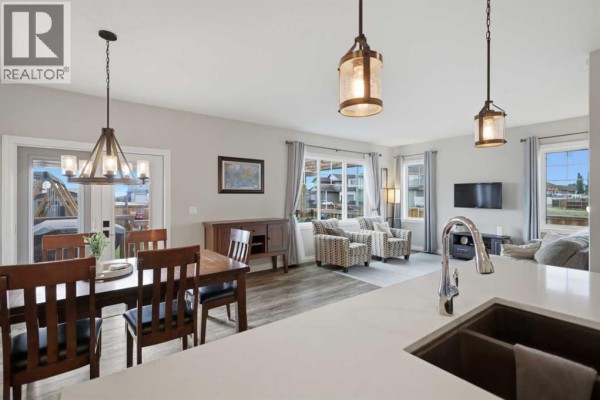 Pantry - 217 Augustus Way, Penhold, AB T0M1R0 Photo 5