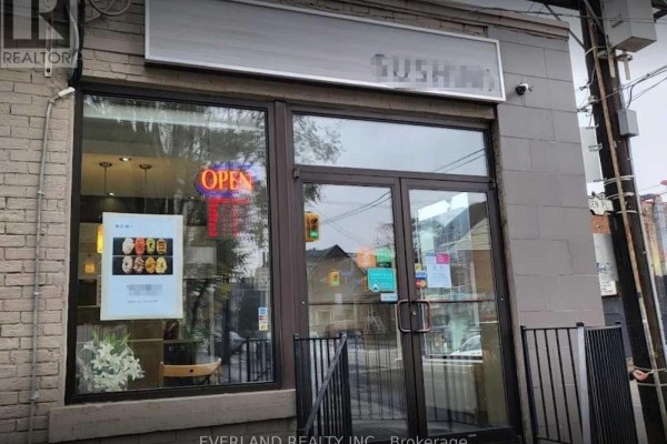 217 Bathurst Street, Toronto, ON M5T2S1 Photo 3