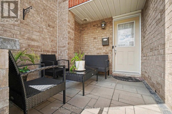 Primary Bedroom - 217 Branthaven Street, Ottawa, ON K4A0H7 Photo 4