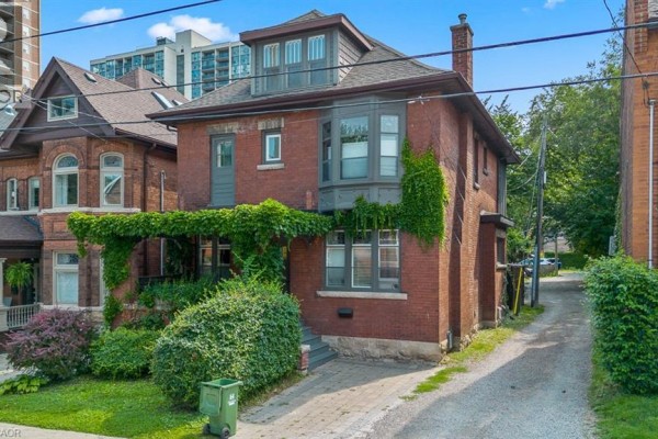 217 Caroline Street S, Hamilton, ON, photo 2