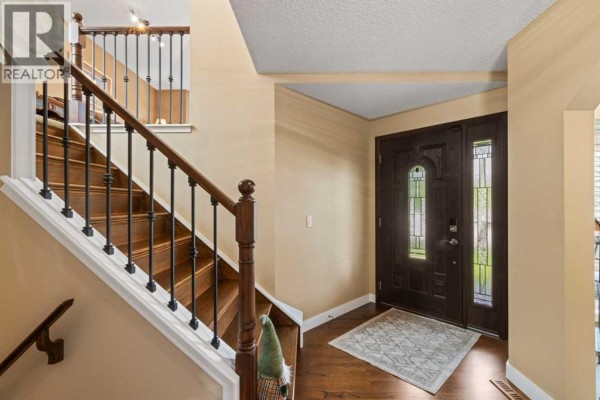 Family room - 217 Douglas Glen Close Se, Calgary, AB T2Z2V7 Photo 5