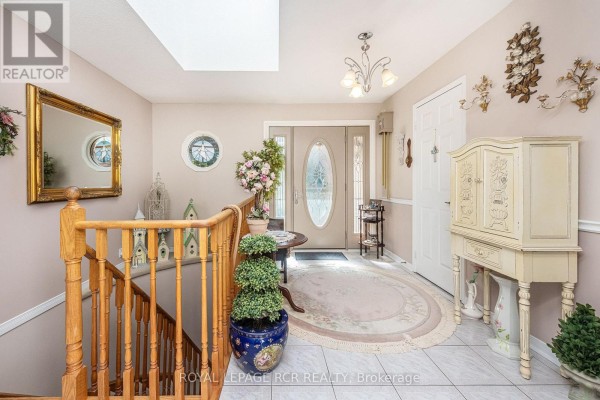 Kitchen - 217 Oakwood Crescent, Orangeville, ON L9W4N1 Photo 5