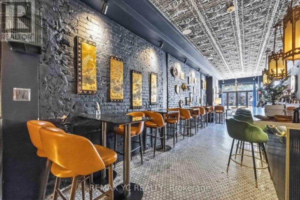 217 Ossington Avenue, Toronto, ON M6J2Z9 Photo 5