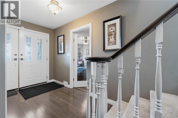Ensuite - 217 Tahoe Ave, Nanaimo, BC V9R6S2 Photo 5