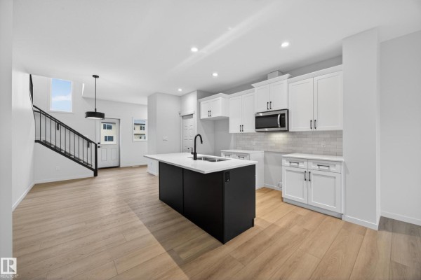 Dining room - 217 Wattle Rd, Leduc, AB T9E0V1 Photo 2