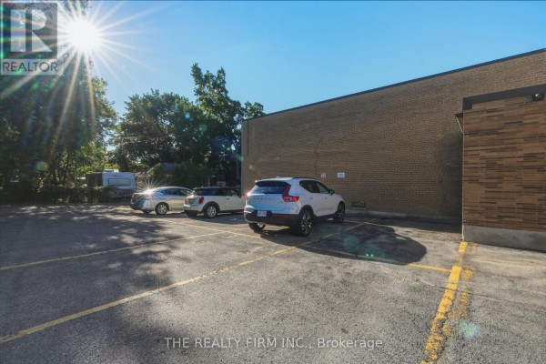 217 Wharncliffe Road S, London South, ON, photo 3
