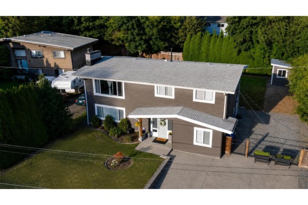 2170 Moss Court, Abbotsford, BC V2S4Y6 Photo 2