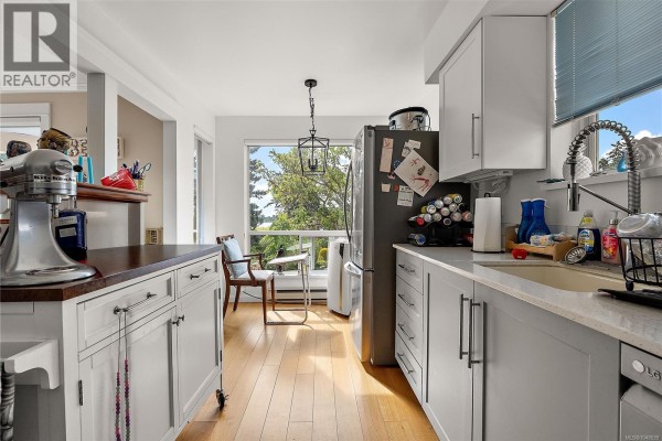 Ensuite - 2171 2600 Ferguson Rd, Central Saanich, BC V8M2C1 Photo 4