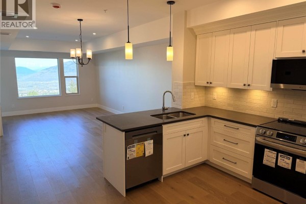 Kitchen - 2171 Van Horne Drive Unit# 101, Kamloops, BC V1S0E2 Photo 2