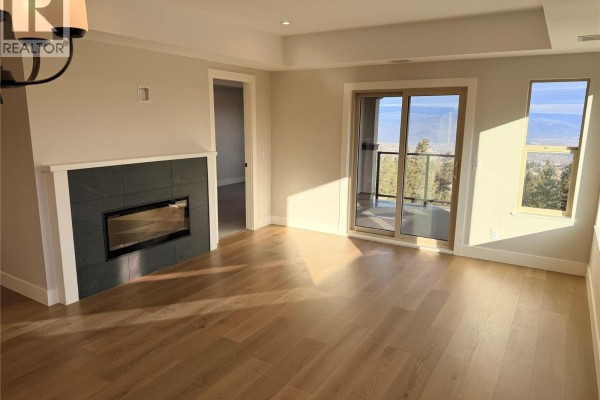 Living room - 2171 Van Horne Drive Unit# 206, Kamloops, BC V1S0E2 Photo 5