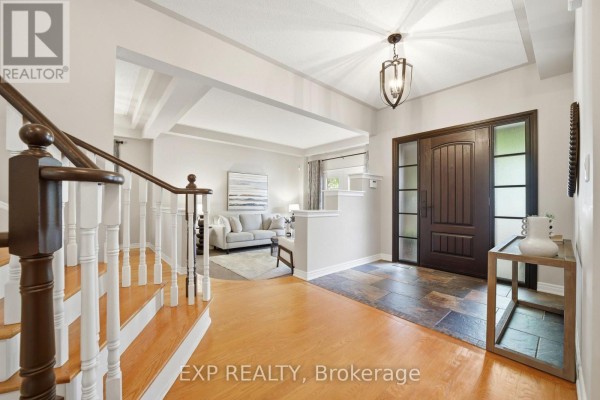 2172 North Ridge Trail, Oakville, ON, photo 3