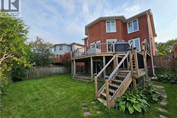 4pc Bathroom - 2173 Charnwood Drive Unit# Lower, Burlington, ON L7M2X4 Photo 3