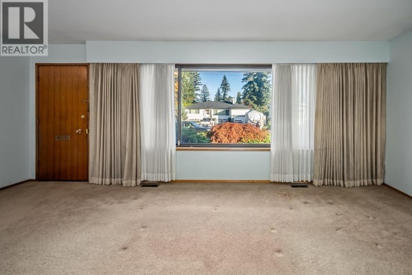 21742 121 Avenue, Maple Ridge, BC V2X3S6 Photo 5