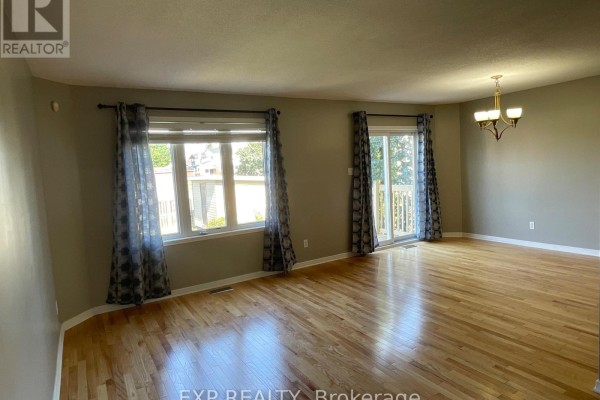 2175 Patricia Street, Clarence Rockland, ON, photo 3