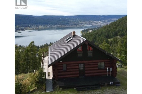2175 White Road, Williams Lake, BC, photo 3