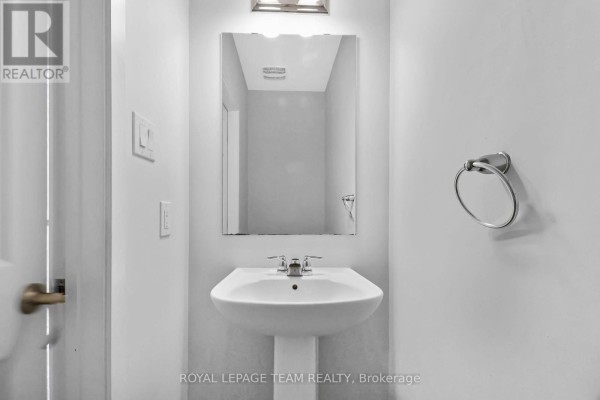 Great room - 2177 Winsome Terrace, Ottawa, ON K4A5N1 Photo 5