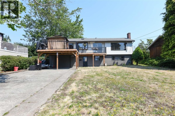 2178 Downey Ave, Comox, BC, photo 2