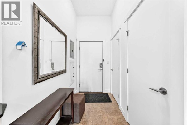 4pc Bathroom - 218, 8880 Horton Road Sw, Calgary, AB T2V2W3 Photo 3