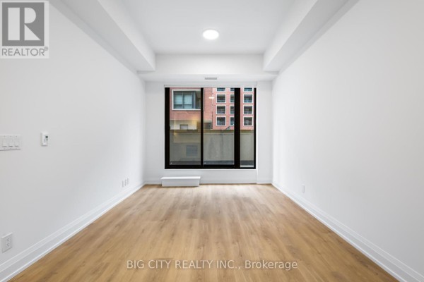 Dining room - 218 - 36 Brentcliffe Road, Toronto, ON M4G0E1 Photo 2