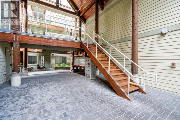 218 1120 Tsatsu Shores Drive, Delta, BC V4M4G3 Photo 5