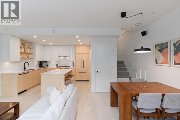 218 2045 Heritage Park Lane, North Vancouver, BC V7H0E3 Photo 3