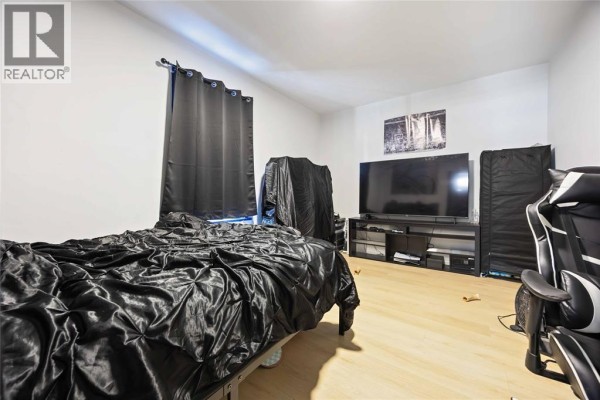 Living room - 218-220 Mitton Street South, Sarnia, ON N7T3E1 Photo 4