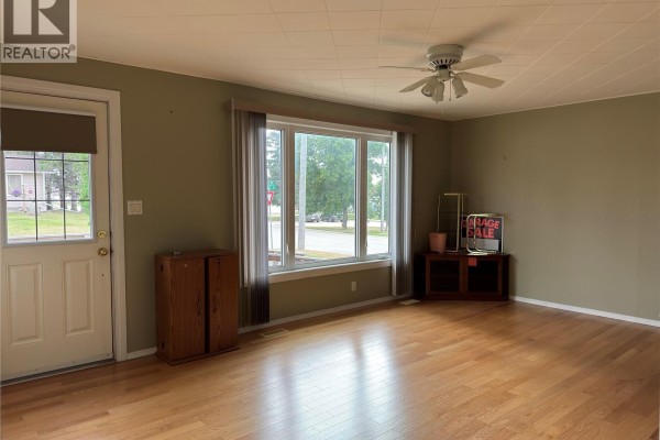 Kitchen - 218 Downey Street, Strasbourg, SK S0G4V0 Photo 2