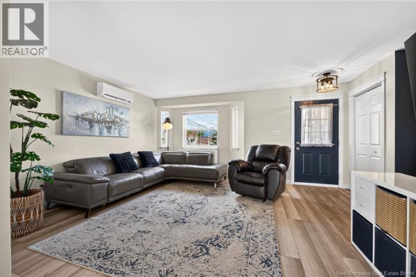 Family room - 218 Glencairn Drive, Moncton, NB E1G5N8 Photo 4