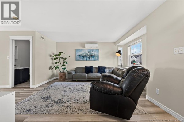 Bedroom - 218 Glencairn Drive, Moncton, NB E1G5N8 Photo 5