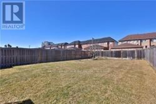218 Helen Avenue, Markham, ON, photo 3